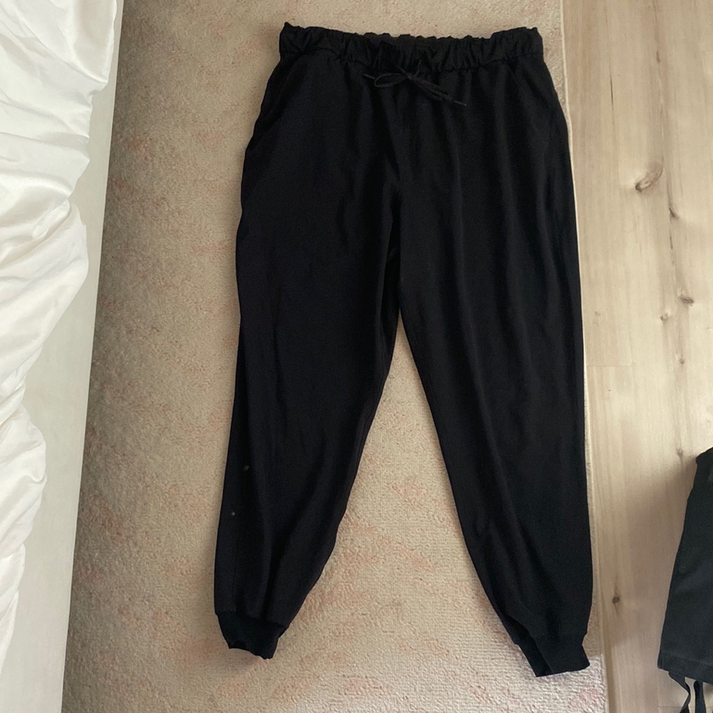 Stretch high rise Lululemon joggers